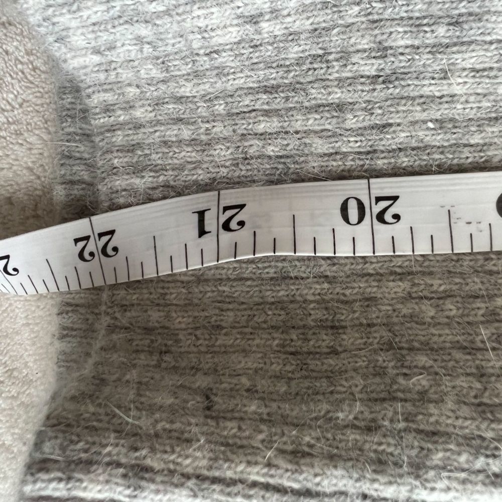 A Giannetti Grey Fair Isle Shoulder One Button Short Sleeve Cardigan Shrug - Picture 7 of 7